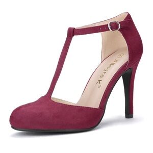 Rounded Toe T-Strap Pumps